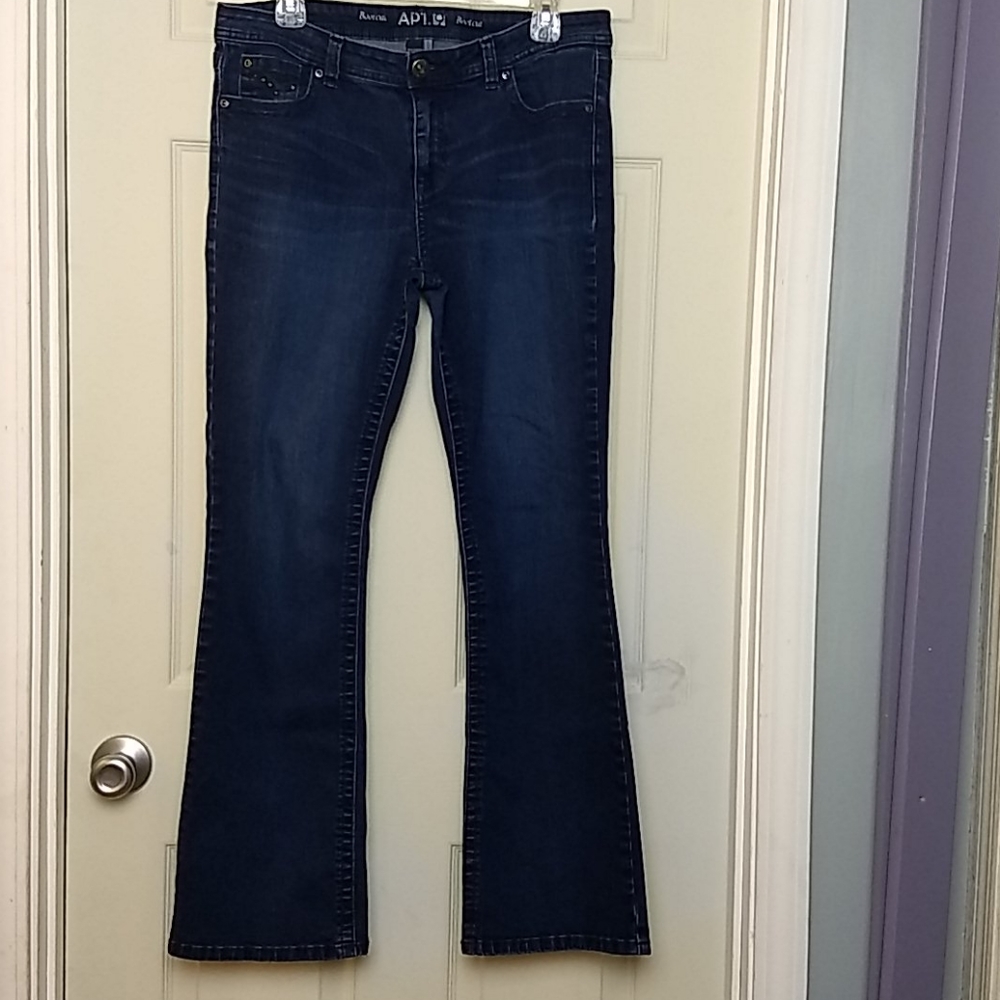 Apt. 9 size 12